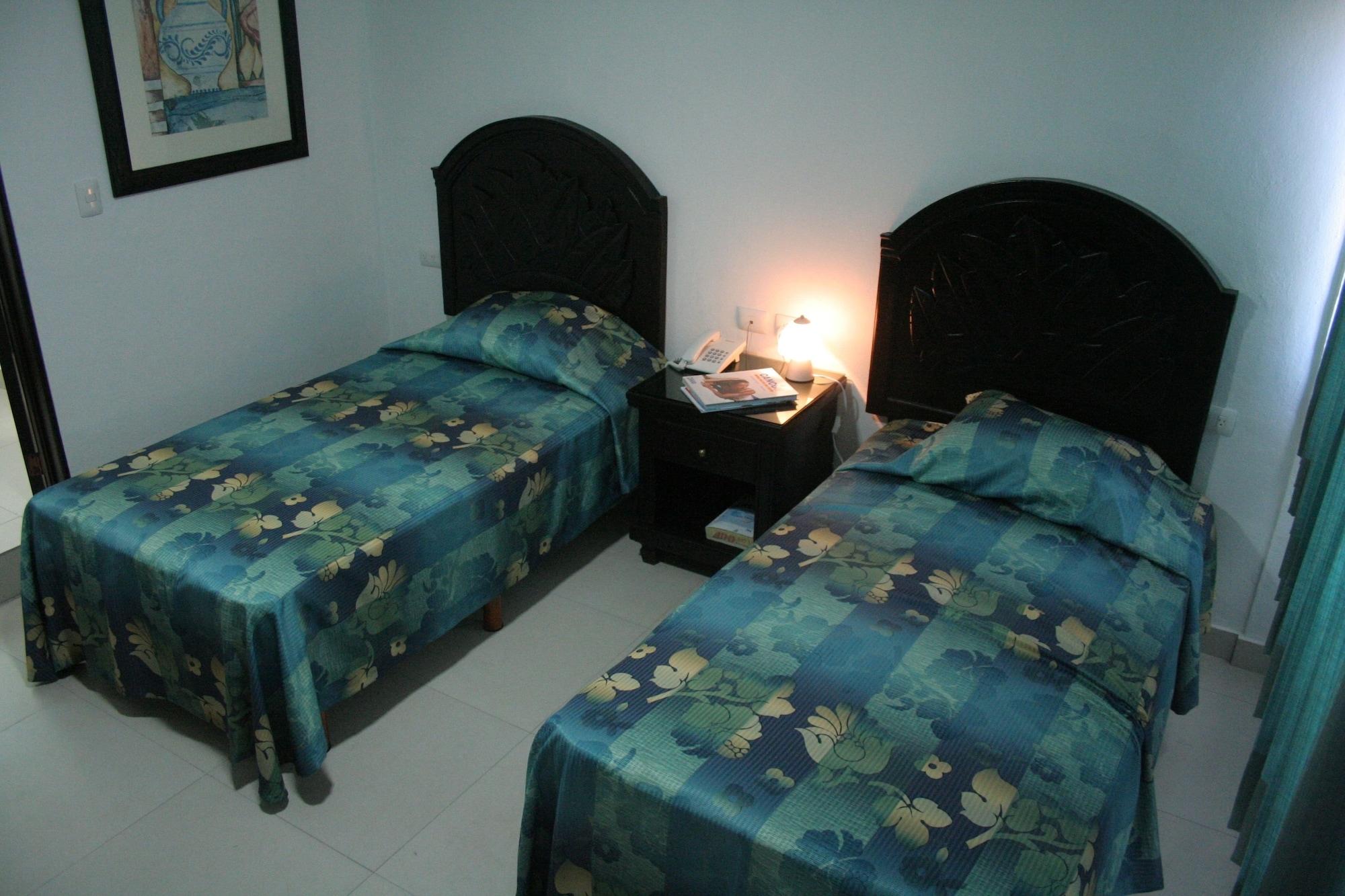 Hotel Del Sol Cancún Extérieur photo