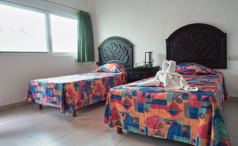 Hotel Del Sol Cancún Extérieur photo